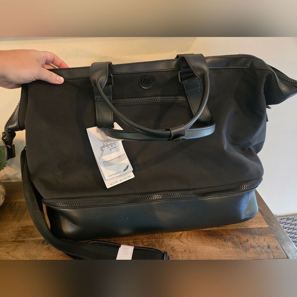 Joan & David 20" The Aubree sport yoga duffle weekender new with tags